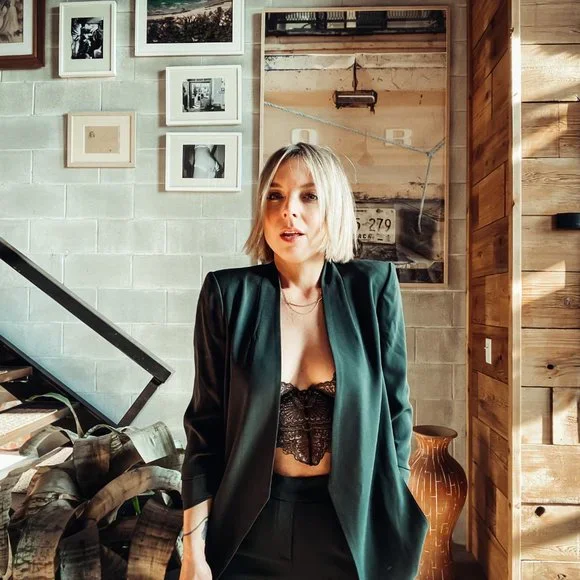 Babaton Power Hip Blazer (green) - Picture 6 of 7